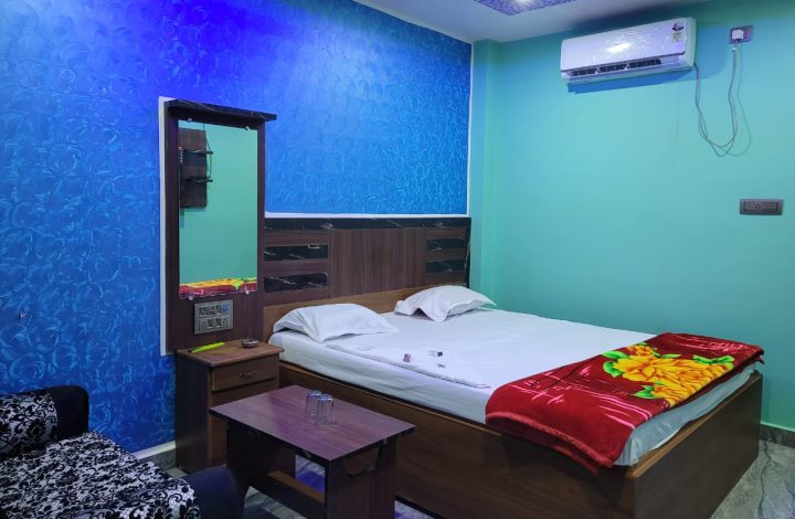 AC Deluxe Double Bed-103