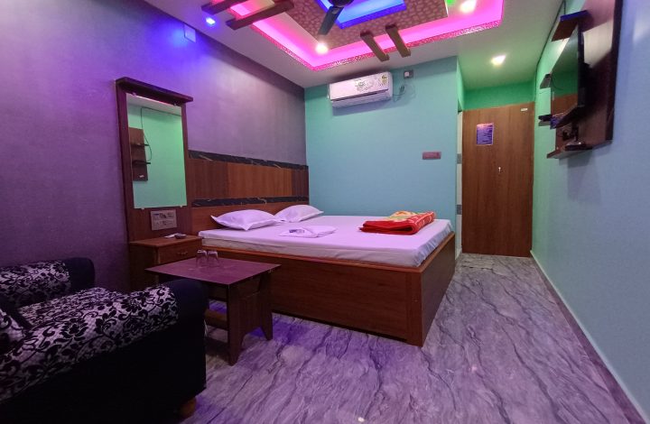 AC Deluxe Double Bed-108