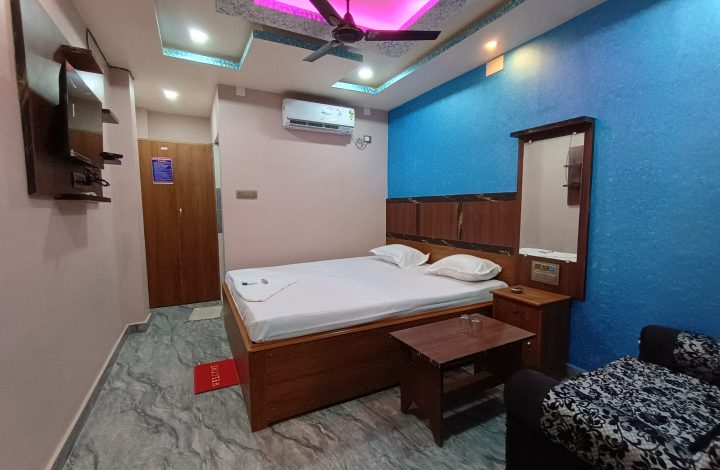 AC Deluxe Double Bed-109