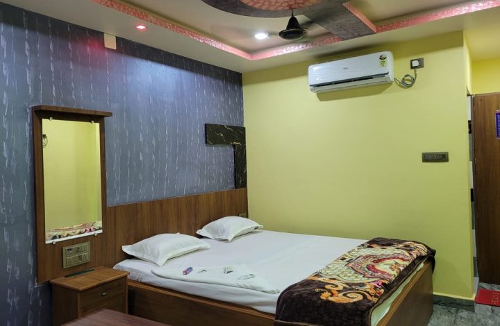 AC Deluxe Double Bed-113